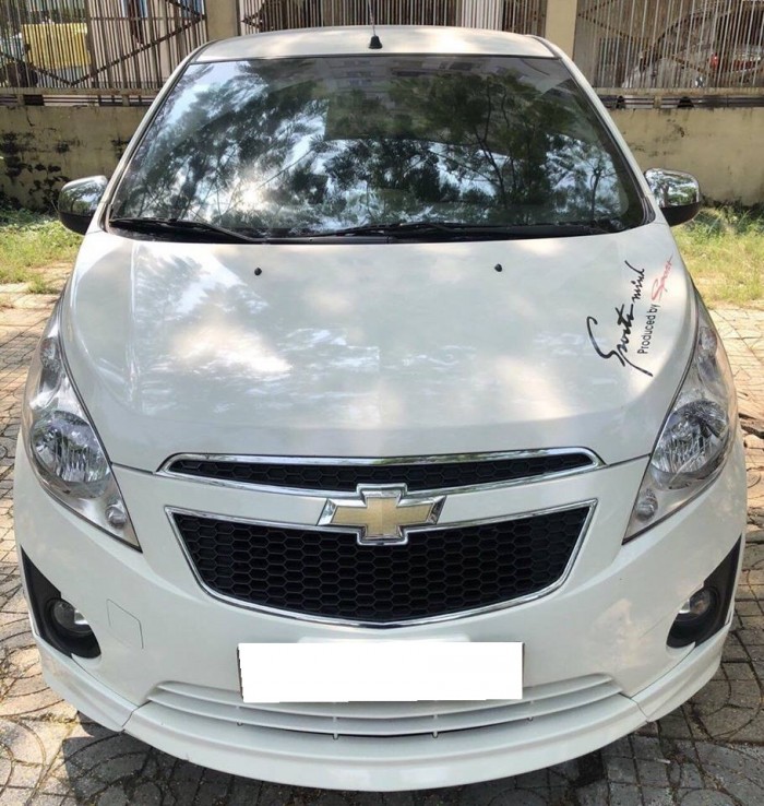 Cần bán Spark 2015, LS, số sàn, màu trắng tinh đẹp long lanh