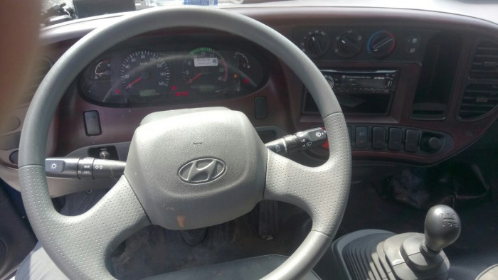 Bán oto tải HD120SL 8tấn thùng mui bạt.