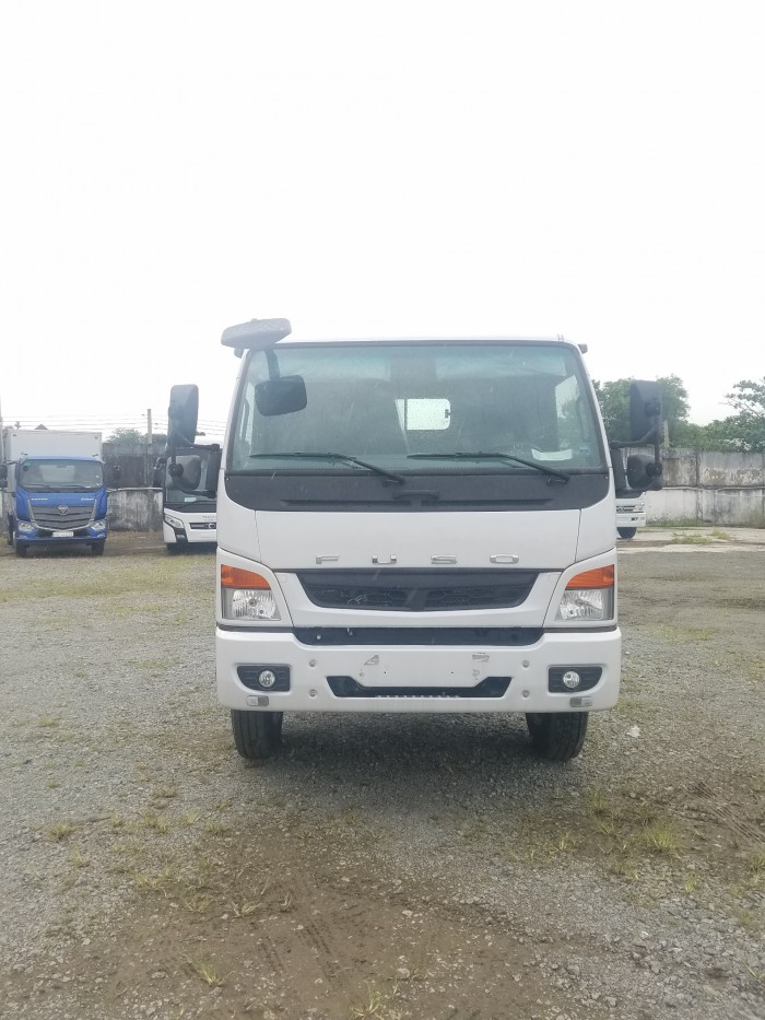 Bán Mitsubishi Fuso Canter 4.99, TT 2190kG, giá tốt