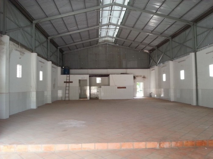 Đất chủ nhà dựng xưởng, 236m2 mặt tiền 12m, có 3 pha, nước.