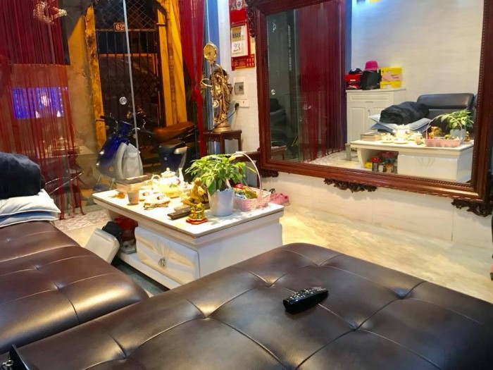 Bán nhà Trương Định đẹp lung linh tặng nội thất tiền tỉ, 25m2, 4 tầng
