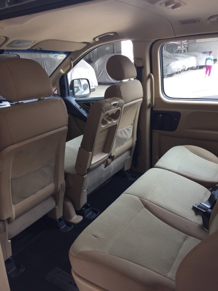 Bán Hyundai Starex 2.5MT máy dầu số sàn màu ghi xám 9 chỗ nhập Hàn Quốc 2014 biển Sài Gòn