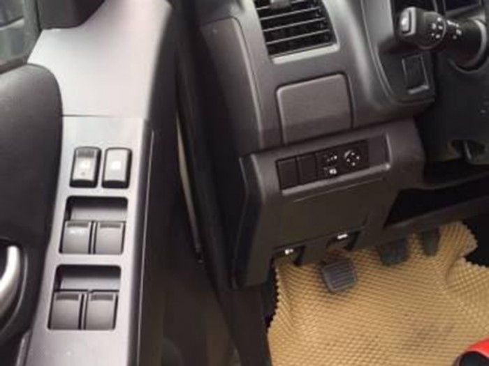 Bán Isuzu Dmax 2016 số sàn dầu màu vàng cát xe đi rất tiếm kiệm