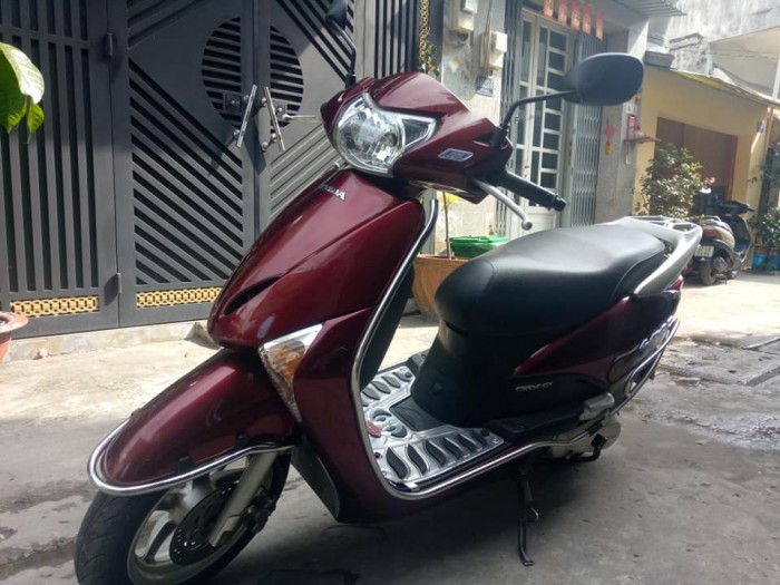 Honda Lead 110 màu đỏ mậm 2k13 bstp mới nguyên zin xe đẹp máy êm chạy vọt nhẹ lợi xăng