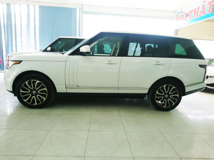 Range Rover HSE 3.0 2014 màu trắng đăng kí lần đầu 2015