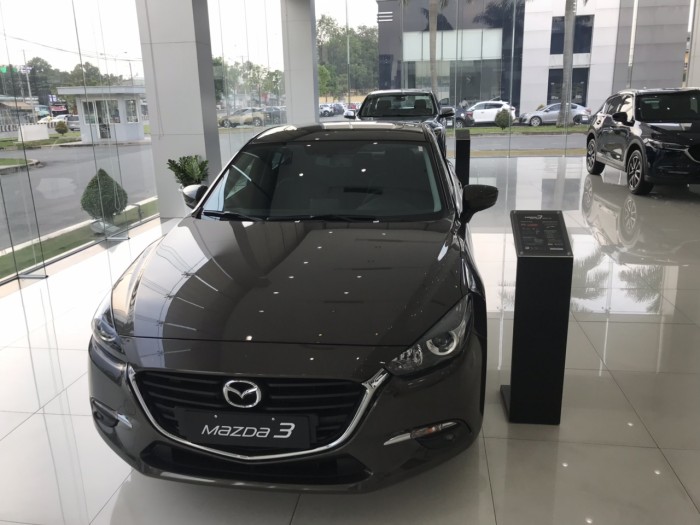 Mazda 3 1.5 AT SD Facelift 2019 đủ màu,Mazda Bình Dương có xe giao ngay, hỗ trợ vay 85% và nhiều quà tặng