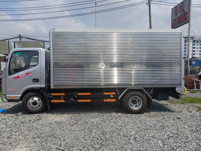 Xe Tải Jac Thùng kín 4m3 Tải 2,4T, Máy Isuzu
