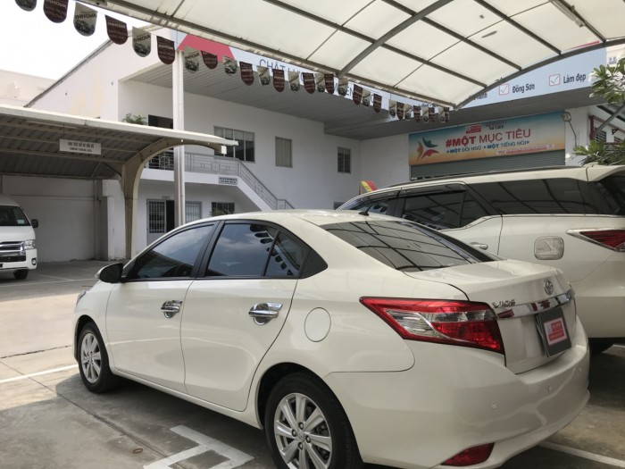 Bán xe Vios E số tự động màu Trắng đời 2016