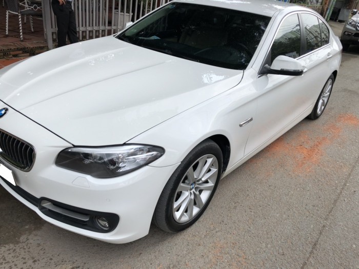 Gia đình cần bán Bmw 520i, sx 2016, số tự động, màu trắng tinh cực đẹp