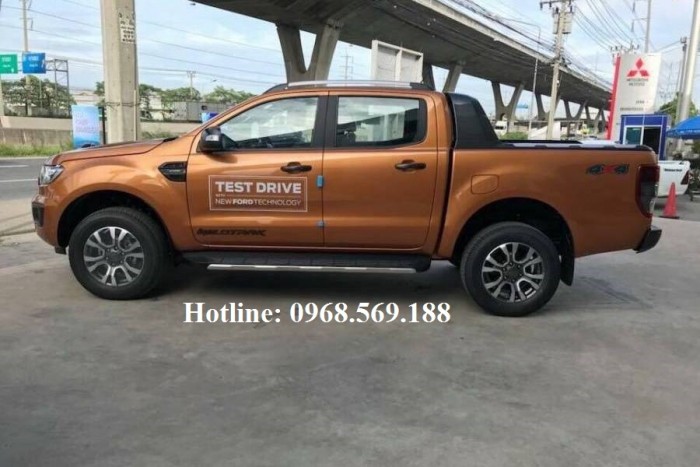 Bán xe Ford Ranger Wildtrak 2018 màu cam tại Hà Giang Cao Bằng Lào cai