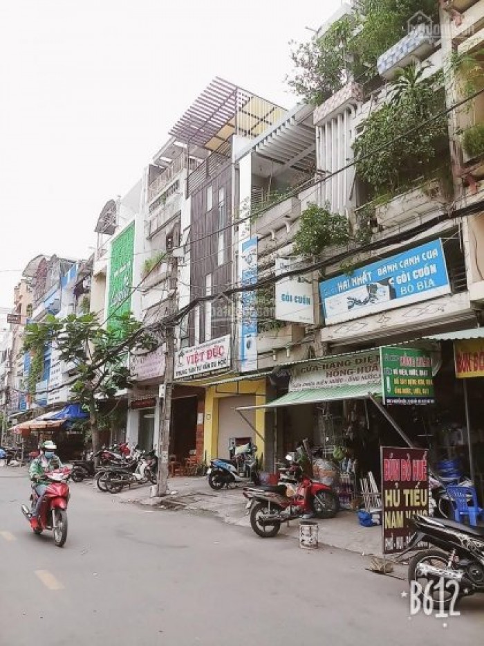 Cần bán nhanh nhà mặt tiền gần chợ Tân Sơn Nhất, phường 2, Tân Bình.