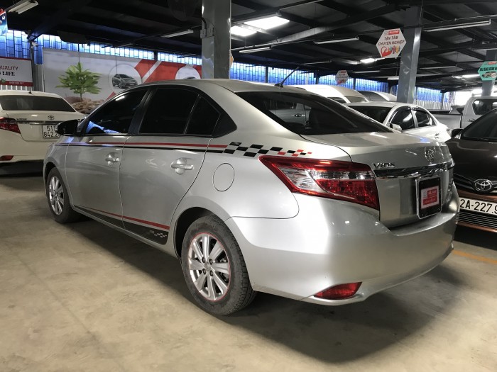 Bán xe Vios số tự động màu Bạc đời 2015