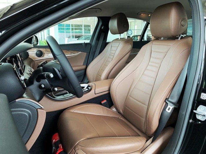 Báo giá xe Mercedes E200 mới 100% , hổ trợ vay vốn 80%, lãi suất chỉ 6%/năm