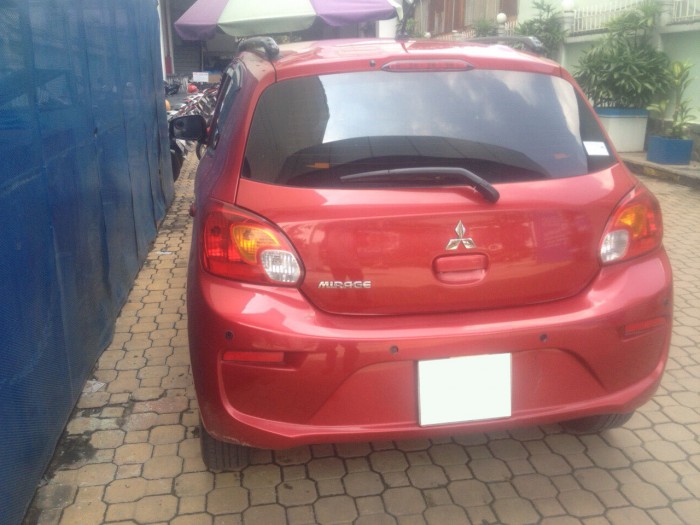 Cần bán gấp xe Mitsubishi Mirage đời 2017,màu đỏ đô cực chất