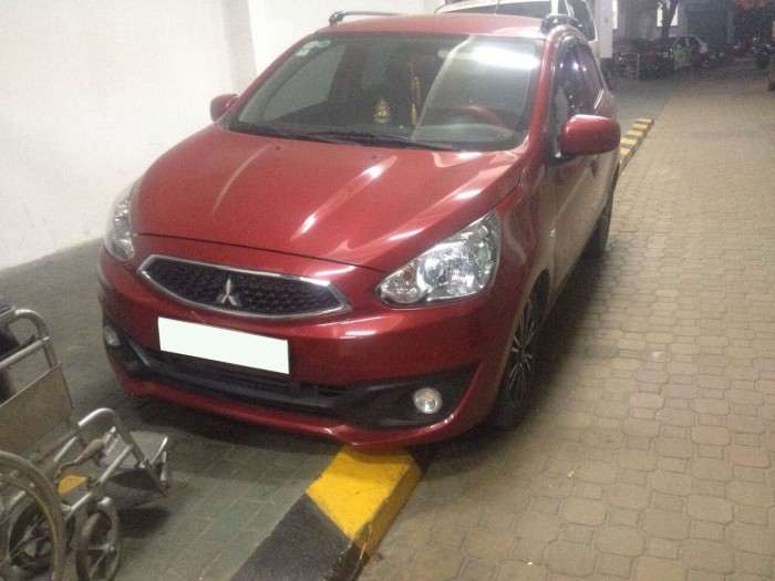 Cần bán gấp xe Mitsubishi Mirage đời 2017,màu đỏ đô cực chất