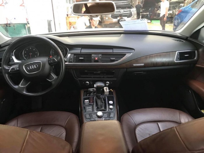 Cần bán xe Audi A7 2011 màu trắng nhập Đức
