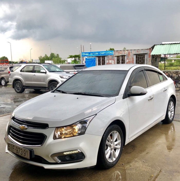 Bán Chevrolet Cuze sx 2016 màu trắng