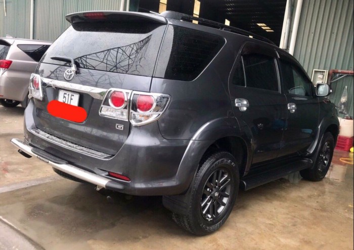 Bán Toyata Fortuner 2.5G sx 2015 nâm đen