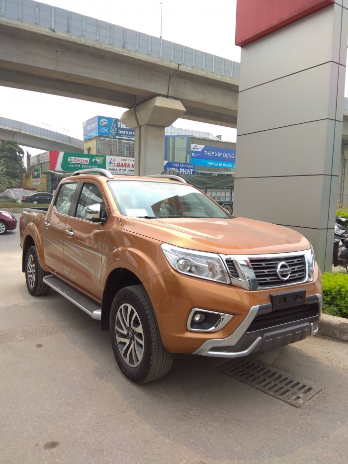 Navara Vl Premium Cam giao ngay giá tốt