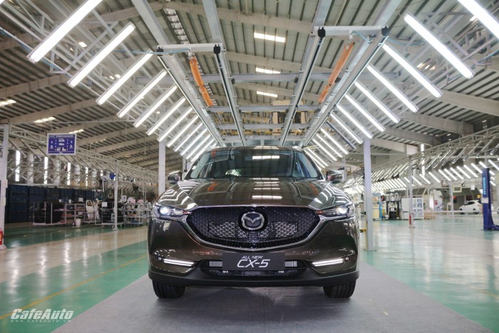 Mazda cx5 2018 2.5 2 AWD tặng 1 năm bảo hiểm vật chất trong tháng 10