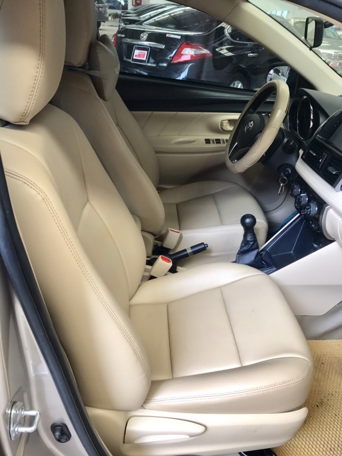 Bán xe lướt Vios 2018 số sàn, trả góp, giá siêu ưu đãi tốt