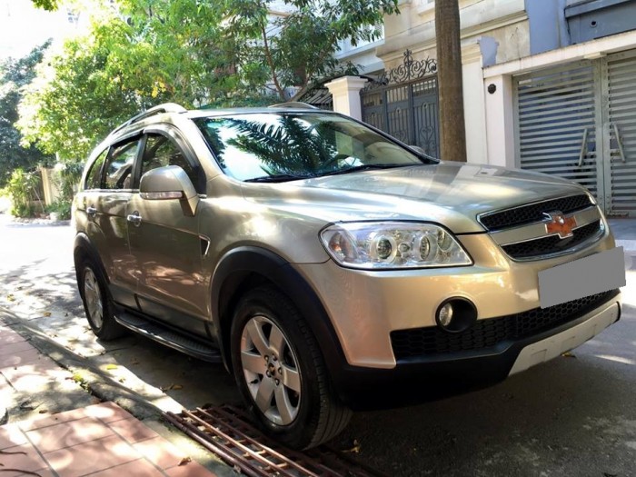 Nhà mình cần bán Chevrolet Captiva 2009 số sàn Vàng cát