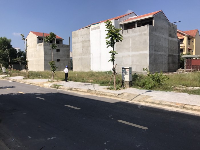 Đất nền sổ đỏ An Đông Villas, 120m2, hướng Đông Nam, đường 12m.