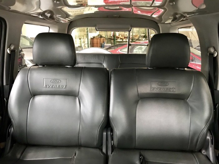 Bán Ford Everest 4x2 MT sx 2014 ghi vàng