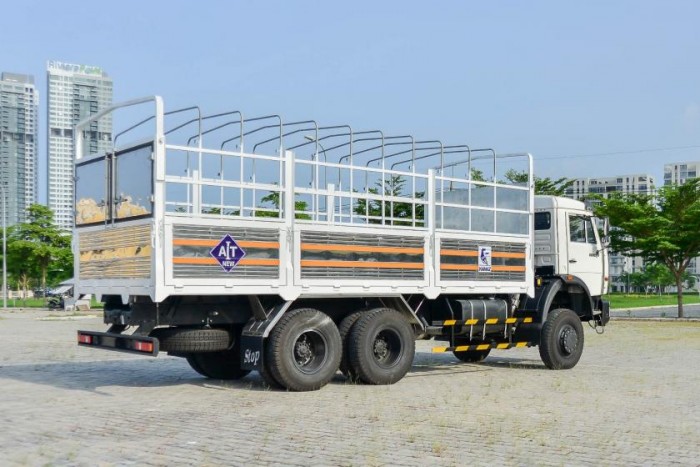 KAMAZ thùng bạt tải tốt máy khỏe giá cạnh tranh