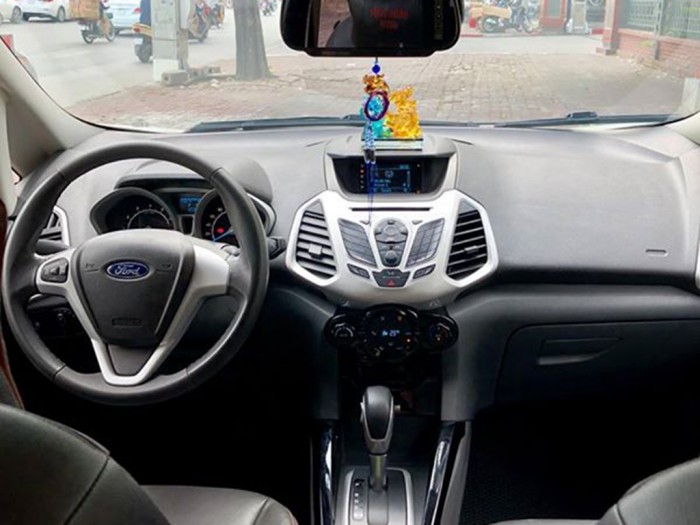 Bán Ford EcoSport 2014 titatium trắng thể thao đầy cá tính