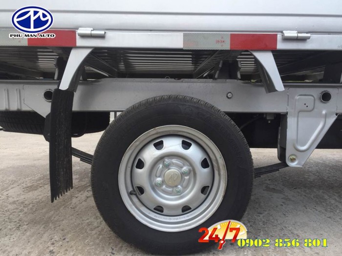 Giá xe tải DongBen 870kg, đời mới trợ lực tay lái.