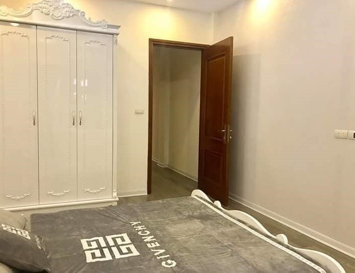 Bán nhà LÔ GÓC, 3 MẶT THOÁNG, Thái Hà, 48m x 4T