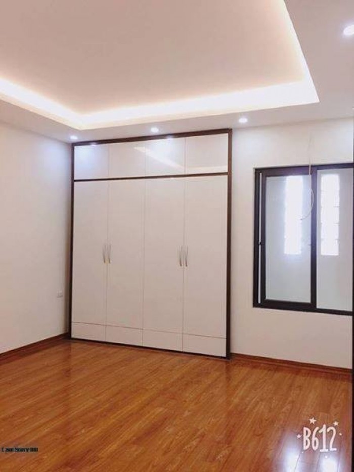 Bán nhà riêng ở Trường Chinh, diện tích 42m2, 4 tầng