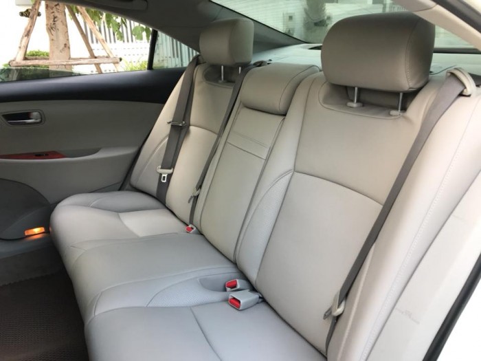Em bán chiếc Lexus ES350 đời 2009 màu Trắng nhập Mỹ