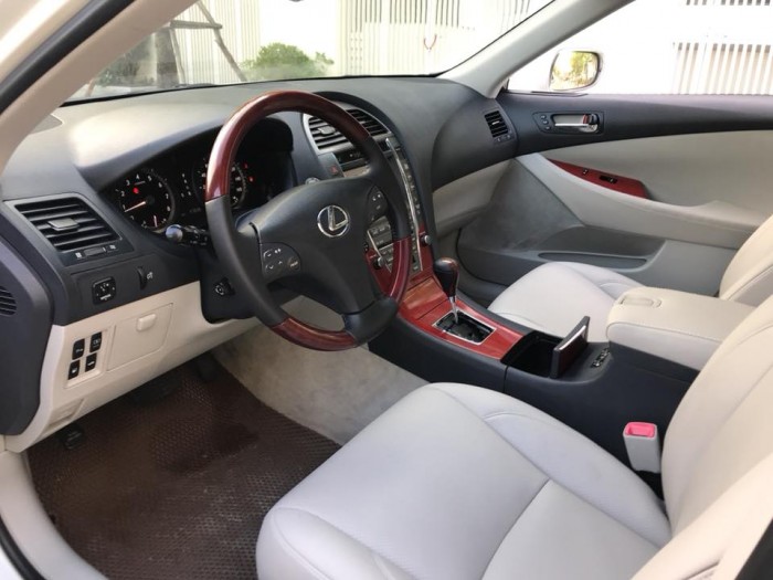 Em bán chiếc Lexus ES350 đời 2009 màu Trắng nhập Mỹ