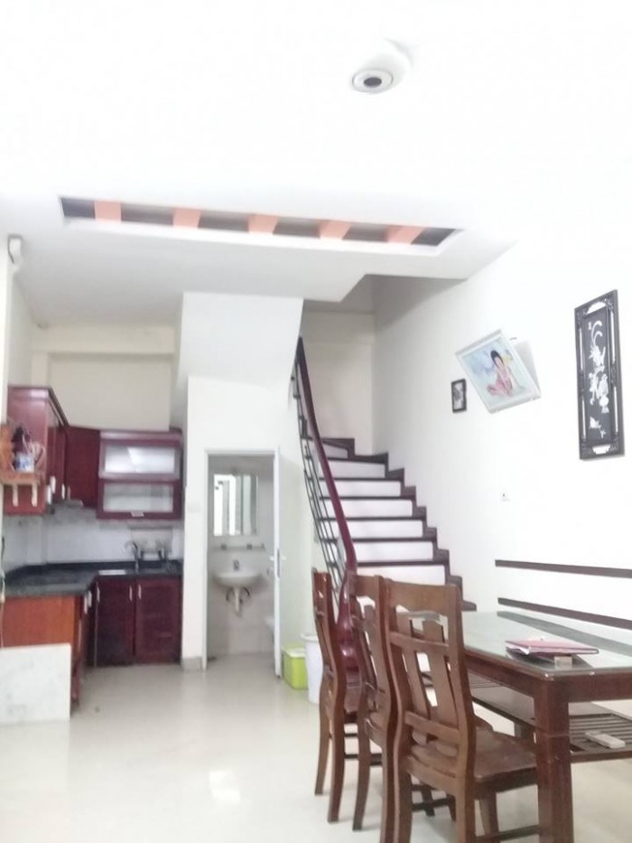Bán nhà Láng Hạ DT35m, 5 Tầng, Mặt Tiền 3.6m