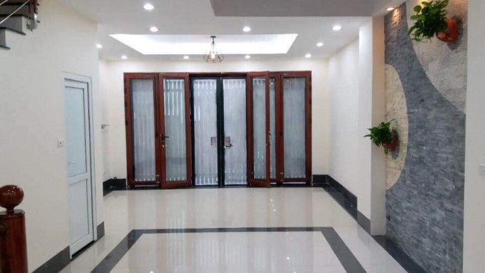 Bán nhà đẹp Thịnh Quang 45m2 5 tầng