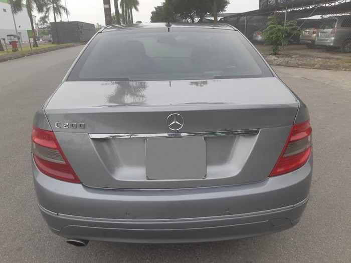 Bán Mercedes C200 2008 avangate tự động màu bạc xe chính chủ.