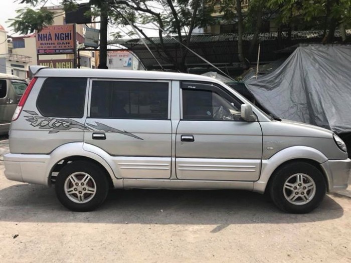 Gia đình cần bán xe Jolie 2005, số sàn, màu bạc, còn đẹp như mới