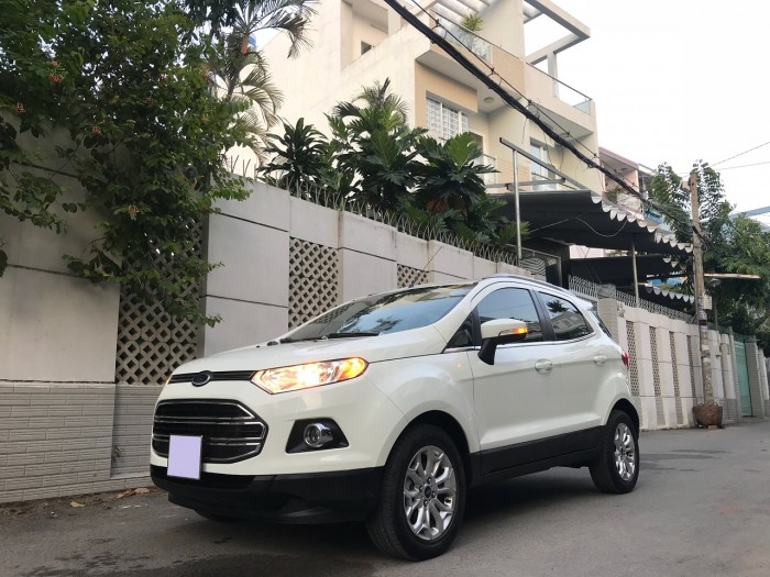 Em bán Ford Ecosport 1.5Titanium 2015 màu trắng tuyết,