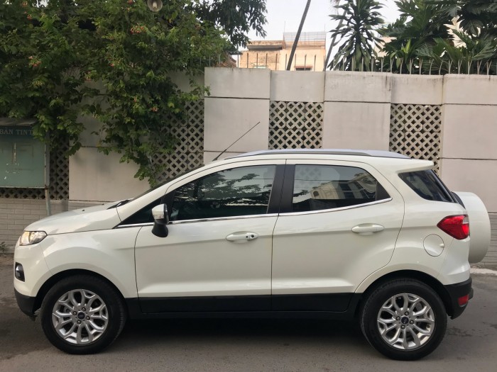Em bán Ford Ecosport 1.5Titanium 2015 màu trắng tuyết,