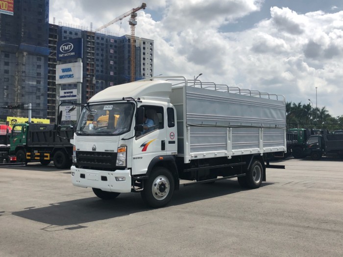 Xe tải 7.5 Tấn Sinotruk Howo thùng dài 6m2