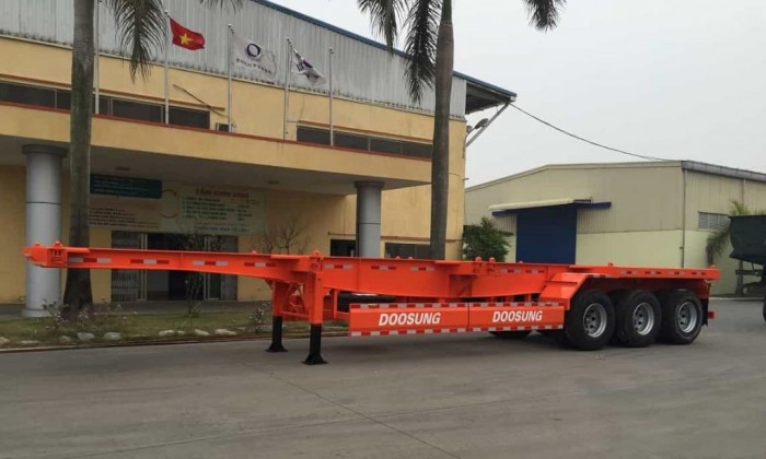 Bán rơ mooc Xương Doosung(chở container), 3 trục, 40 Feet, giá rẻ,alo giao ngay.