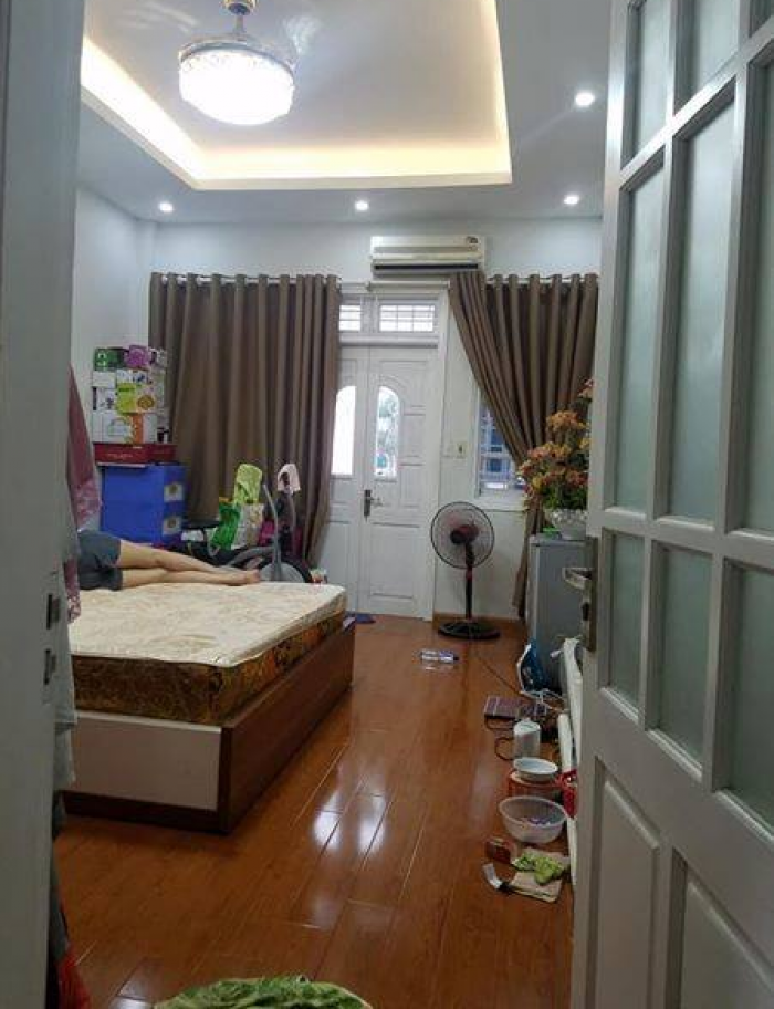 Bán nhà riêng Giáp Bát, 36m2 x 4T, ngõ rộng, nhà mới, VỀ Ở NGAY