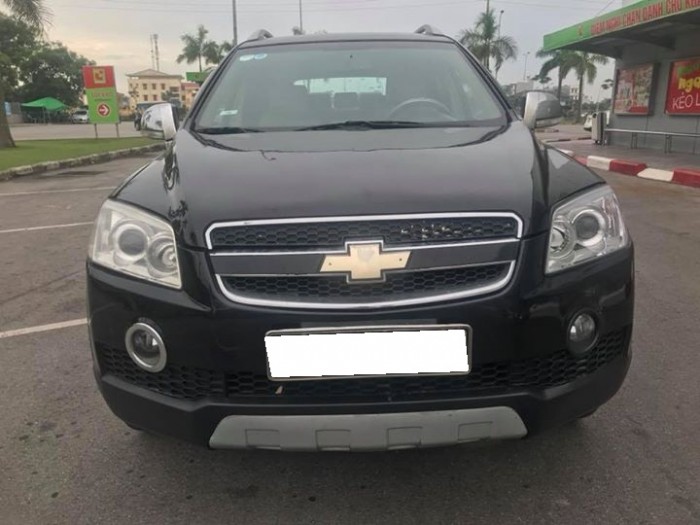 Gia đình cần bán xe Captiva 2008, số sàn, màu đen zin cọp