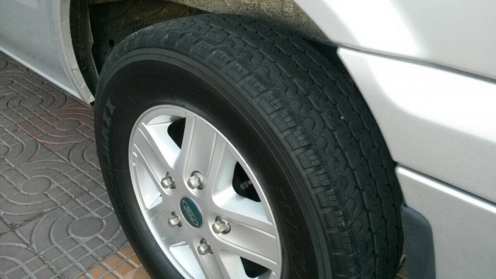 Bán Ford Transit 2.5L sx 2k17 chạy đúng 40.000km