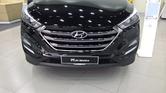 Hyundai Tucson 2018 - Có Sẵn - Trả Góp - Khuyến mãi lớn tại Hồ Chí Minh