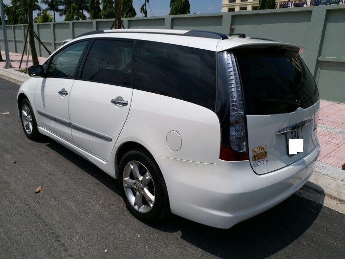Mitsubishi Grandis Limited đời 2011 màu trắng Biển Hà Nội