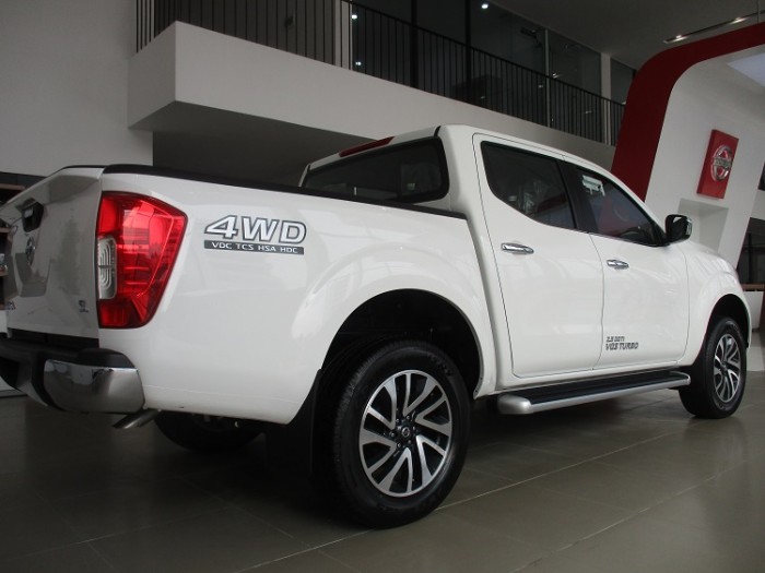 Nissan Navara SL 2018 Màu Trắng