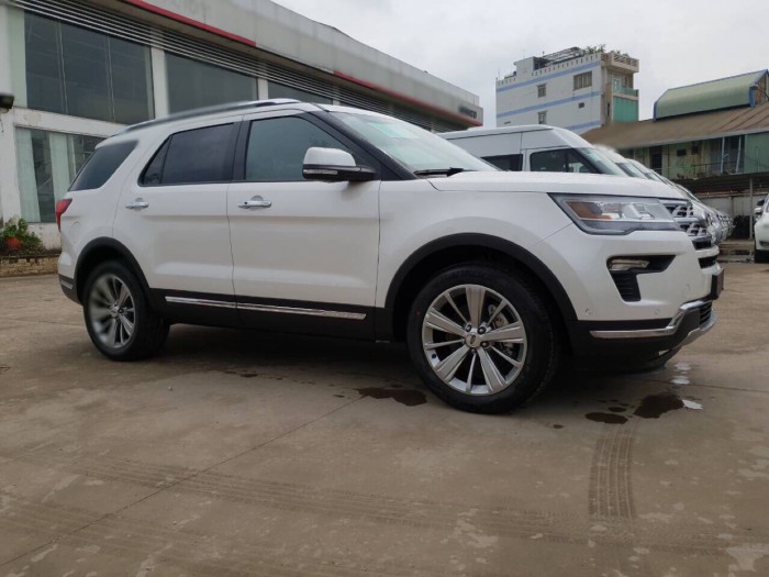 Giá xe Ford Explorer 2.3L Limited 2019 nhiều khuyến mãi tại Gia Định Ford